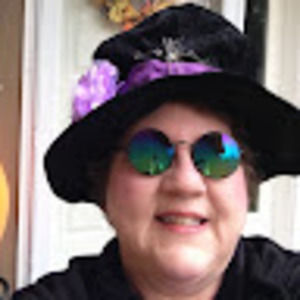 Meet your Posher, Sharon
